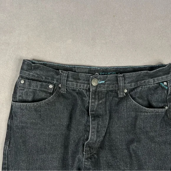 Enyce Men's Dark Denim Jeans - Picture 3 of 5